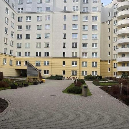 Klimatyzacja - Przy Centrum Onkologii Klinice Novum Dla Pary Badz 4 Osob Varšava Exteriér fotografie