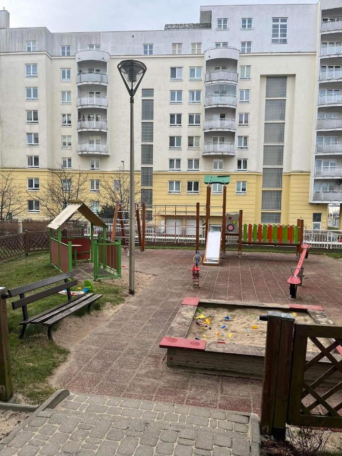 Klimatyzacja - Przy Centrum Onkologii Klinice Novum Dla Pary Badz 4 Osob Varšava Exteriér fotografie